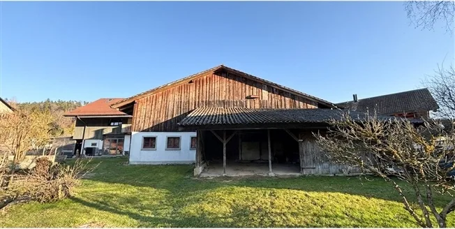 6-Zimmer-Einfamilienhaus mit Potenzial in Russikon kaufen – Foto 13 von 14
