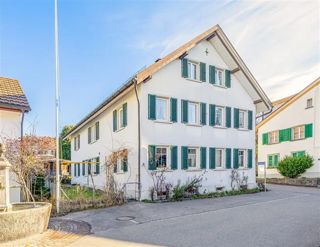7 Zimmer Reihenfamilienhaus, 8345 Adetswil