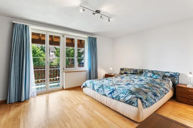 6.5 Zimmer Einfamilienhaus in Hagenbuch ZH – foto 3 di 6