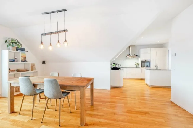 3.5 Zimmer Wohnung in Bottighofen – Foto 2 von 6