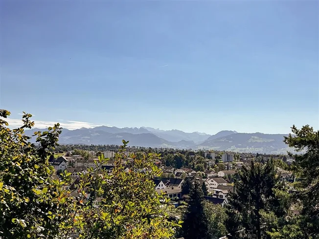 6 Zimmer Villa in Bubikon – foto 2 di 3