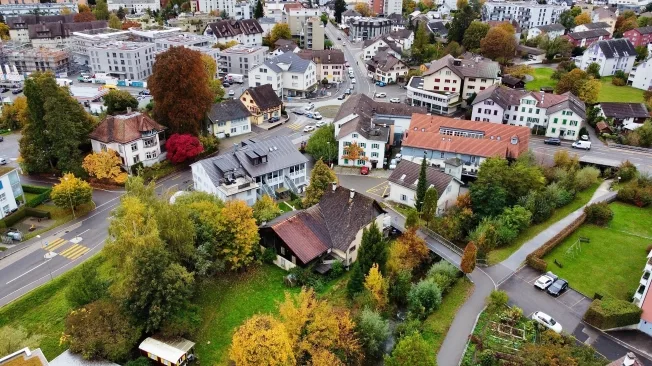 6.5 Zimmer Einfamilienhaus in Wetzikon ZH – Foto 4 von 12