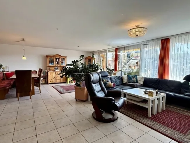 6.5 Zimmer Attikawohnung in Wald ZH – photo 3 sur 7