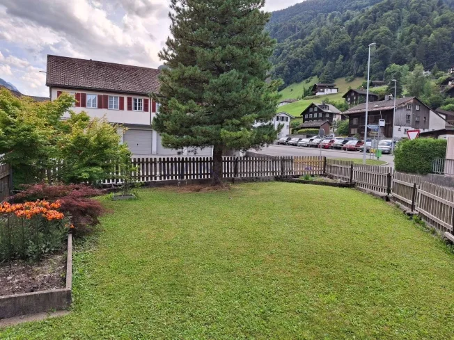 10.5 Zimmer Einfamilienhaus in Luchsingen – Foto 7 von 9