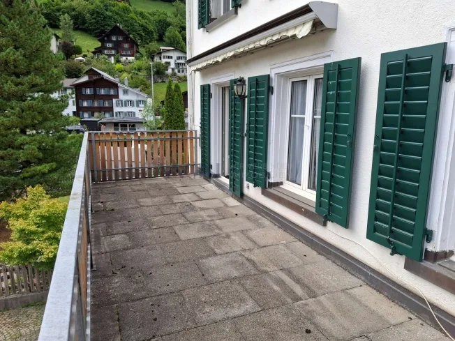 10.5 Zimmer Einfamilienhaus in Luchsingen – Foto 3 von 9