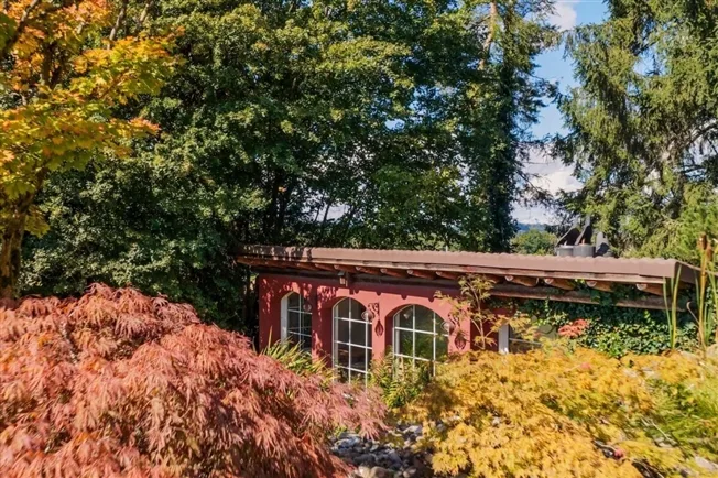 Villa für Freigeister und Lebenskünstler auf 10'000 m² zwischen Zür... – Foto 15 von 19
