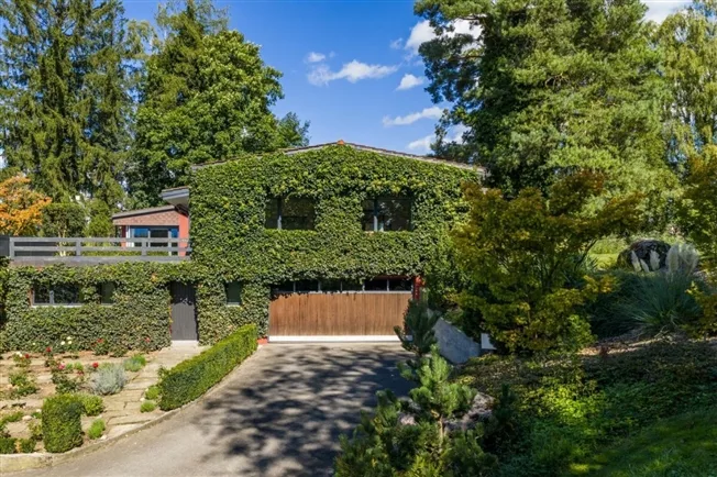 Villa für Freigeister und Lebenskünstler auf 10'000 m² zwischen Zür... – Foto 16 von 19