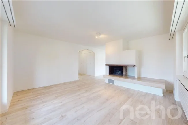 4.5 Zimmer Attikawohnung in Berikon – foto 2 di 11
