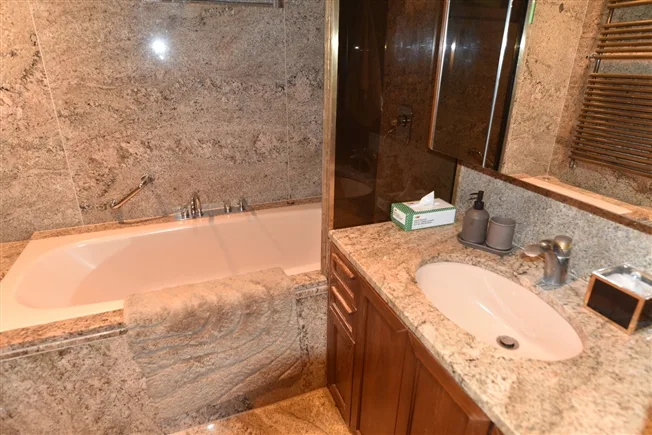 6.5 Zimmer Chalet in Crans-Montana – photo 8 of 16