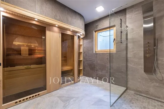 9 Zimmer Chalet in Montana – foto 9 di 11