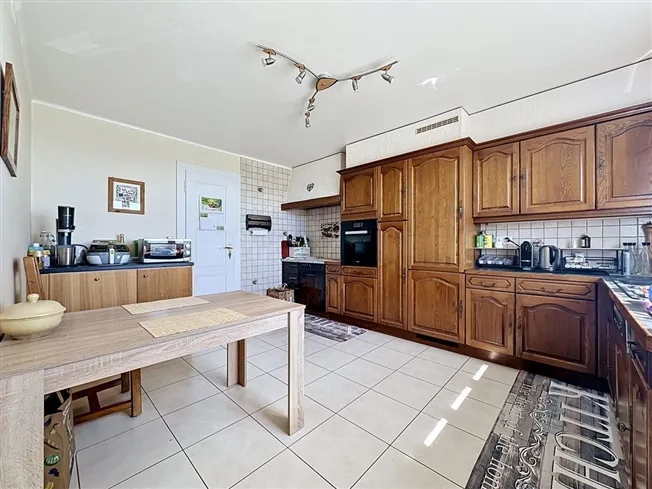 7.5 Zimmer Einfamilienhaus in Romainmôtier – Foto 4 von 13