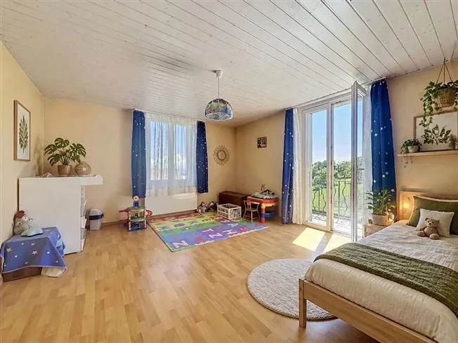 7.5 Zimmer Einfamilienhaus in Romainmôtier – Foto 8 von 13