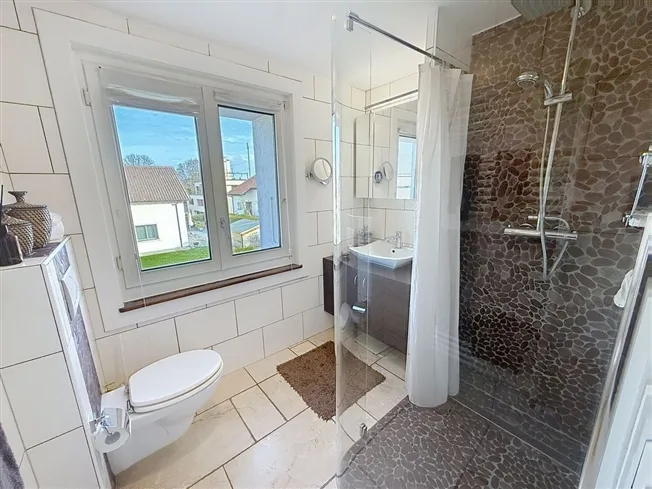 5.5 Zimmer Einfamilienhaus in Estavayer-le-Lac – Foto 12 von 13