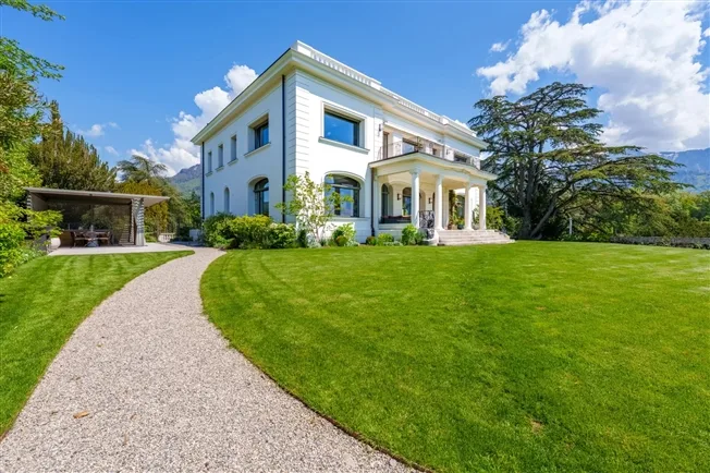 11 Zimmer Einfamilienhaus in Montreux – Foto 4 von 20