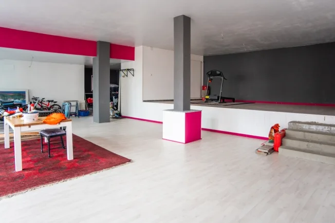 9 Zimmer Einfamilienhaus in Le Locle – Foto 11 von 12