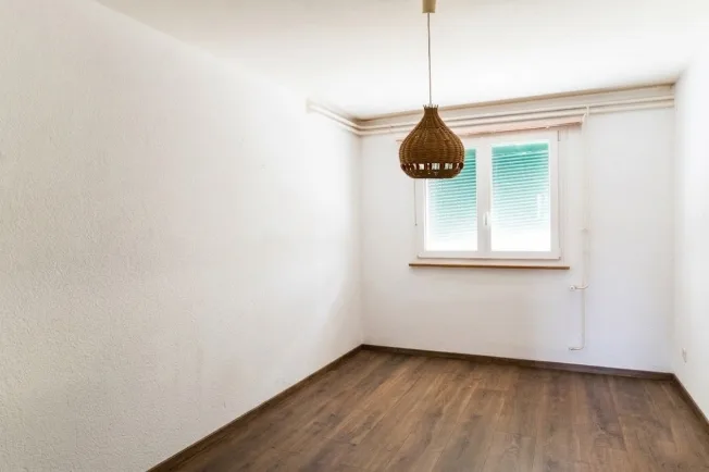 11 Zimmer Einfamilienhaus in Moutier – Foto 5 von 16