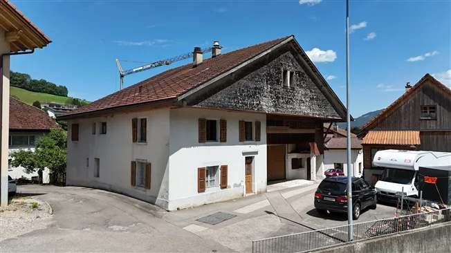 7.5 Zimmer Einfamilienhaus, 2742 Perrefitte