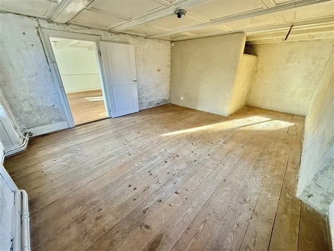 5.5 Zimmer Einfamilienhaus in Corban – Foto 8 von 12