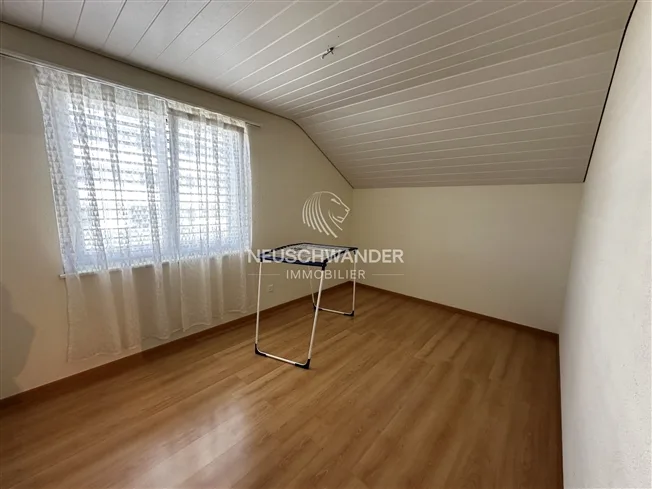 5.5 Zimmer Einfamilienhaus in Bassecourt – photo 10 of 13