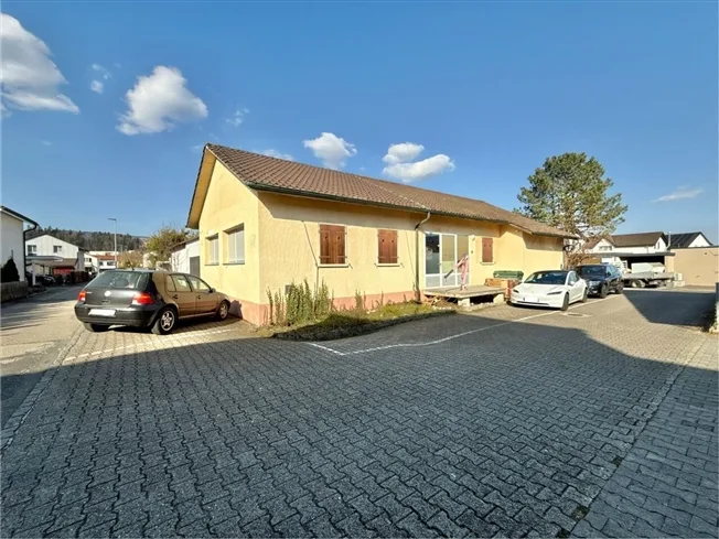 10 Zimmer Einfamilienhaus in Bassecourt – Foto 10 von 13