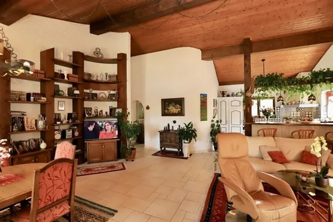 7 Zimmer Villa in Porrentruy – photo 7 of 13