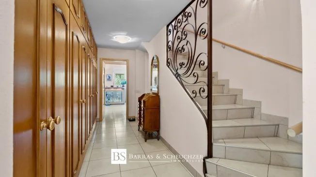 11 Zimmer Einfamilienhaus in Crans-Montana – foto 9 di 20