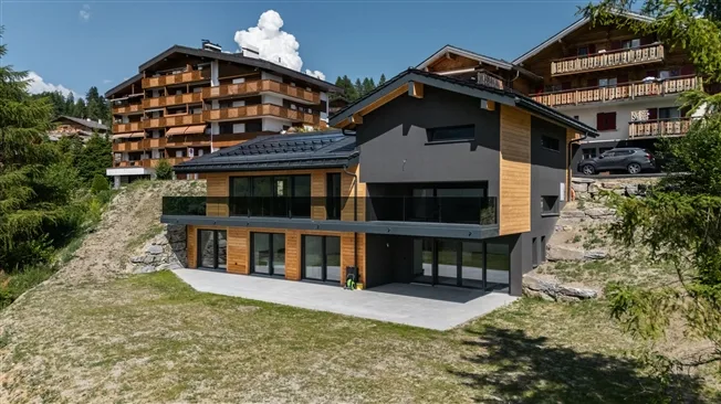 6 Zimmer Einfamilienhaus in Montana – foto 2 di 20