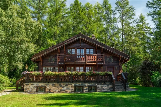 6.5 Zimmer Einfamilienhaus in Montana – photo 2 sur 20
