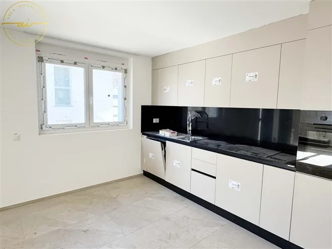 8 Zimmer Reihenfamilienhaus in Cresciano – Foto 5 von 13