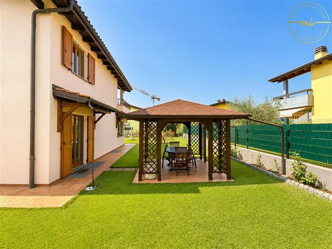 5.5 Zimmer Villa in Stabio – foto 11 di 13