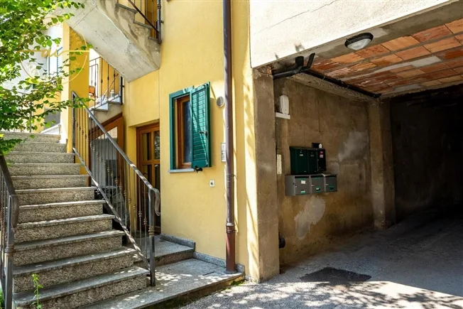 11.5 Zimmer Einfamilienhaus in Stabio – Foto 4 von 13