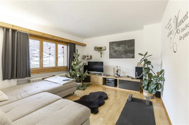 9 Zimmer Einfamilienhaus in Müstair – Foto 2 von 6