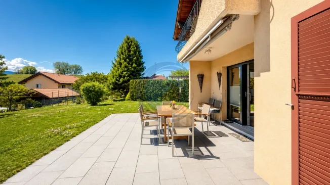 6.5 Zimmer Einfamilienhaus in St-Légier-La Chiésaz – foto 4 di 19