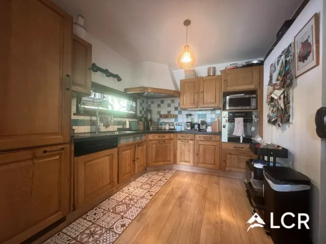 Belle maison de 5.5pièces meublé / 3 CHB / 1 SDB / 1 terrasse / 2 places de parc – photo 6 sur 23