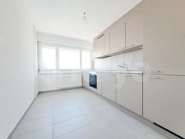 4 Zimmer Wohnung, 1400 Yverdon-les-Bains