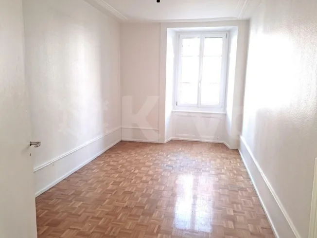 3 Zimmer Wohnung, 2300 La Chaux-de-Fonds