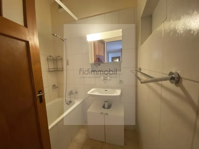 3 Zimmer Wohnung, 2300 La Chaux-de-Fonds