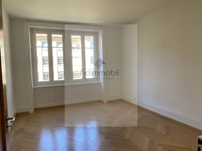 3 Zimmer Wohnung, 2300 La Chaux-de-Fonds