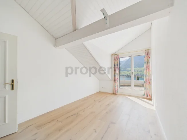 6.5 Zimmer Wohnung, 6373 Ennetbürgen