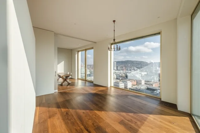 6 Zimmer Attikawohnung in Zürich – Foto 3 von 7