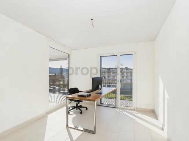 4.5 Zimmer Wohnung, 8107 Buchs ZH