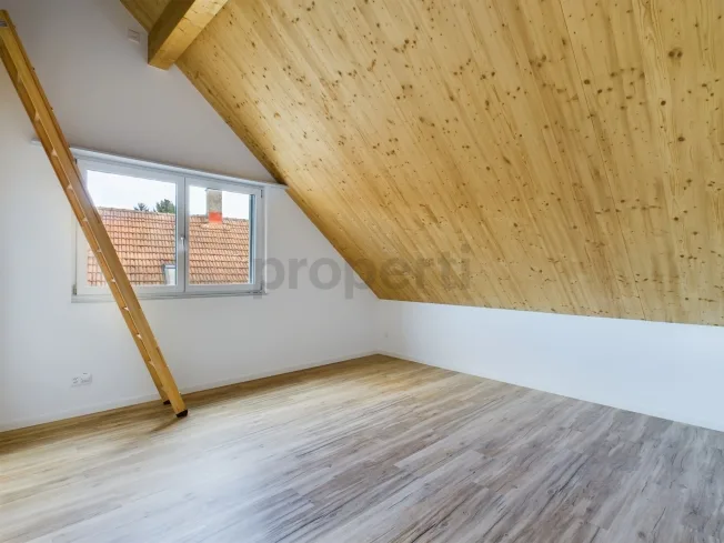 6.5 Zimmer Attikawohnung, 8413 Neftenbach