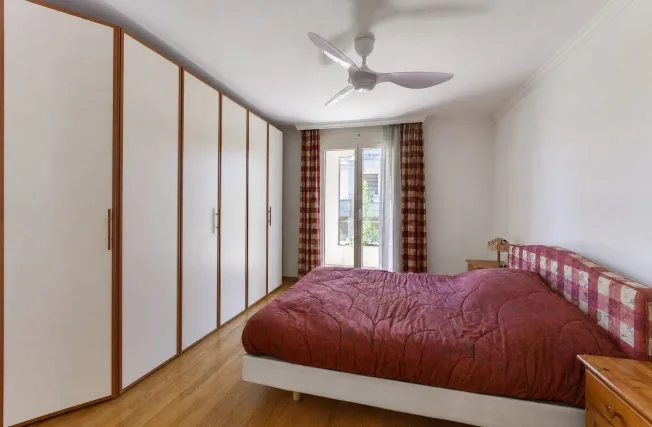 4.5 Zimmer Wohnung, 1009 Pully