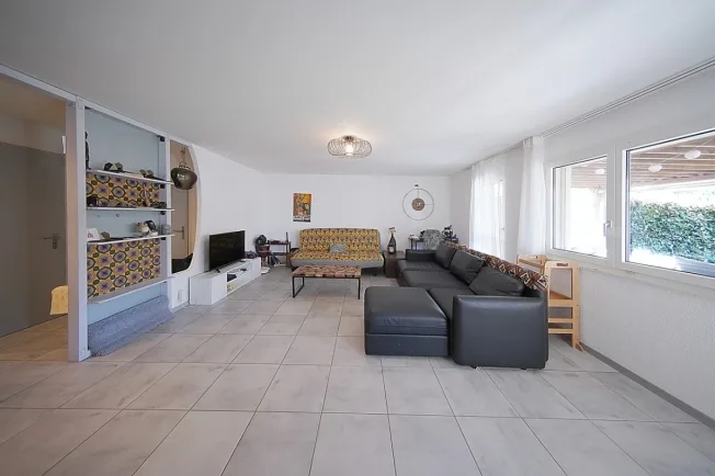 3 Zimmer Wohnung, 1196 Gland
