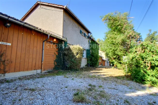 18 Zimmer Wohnung, 1256 Troinex
