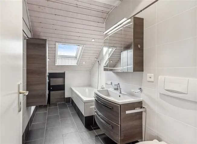 4.5 Zimmer Attikawohnung, 1303 Penthaz