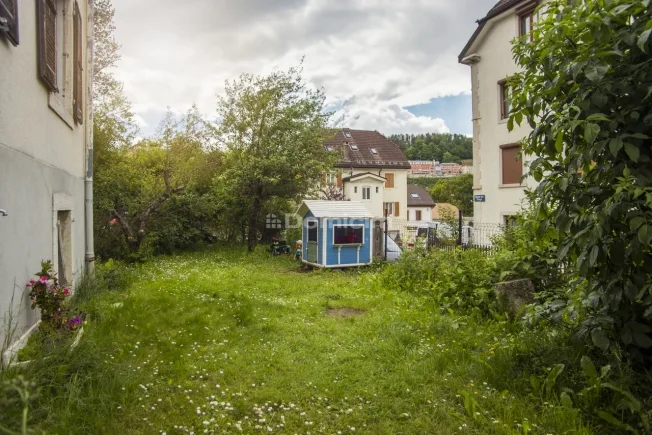 5 Zimmer Wohnung, 2400 Le Locle