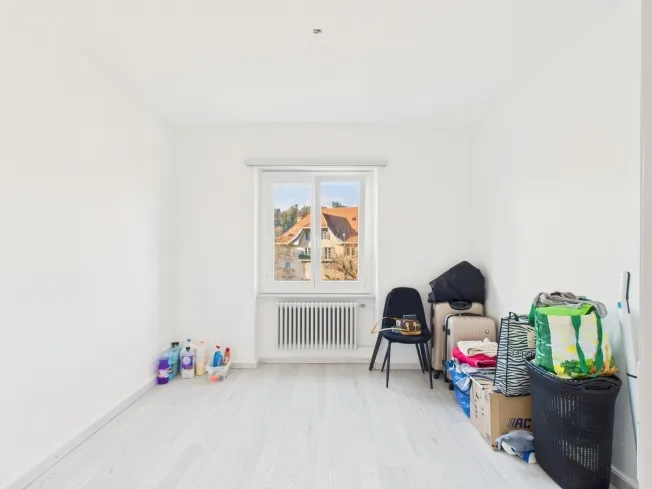 3.5 Zimmer Wohnung, 2400 Le Locle