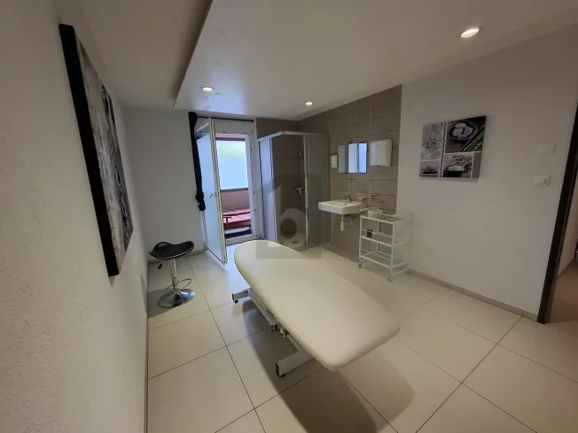 6 Zimmer Etagenwohnung, 2852 Courtételle