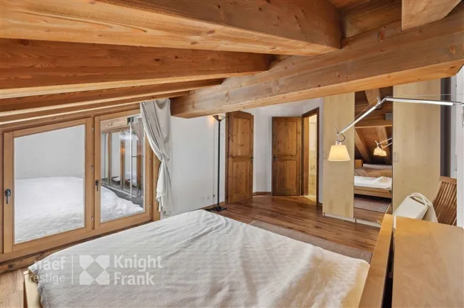 4.5 Zimmer Attikawohnung, 3963 Crans-Montana